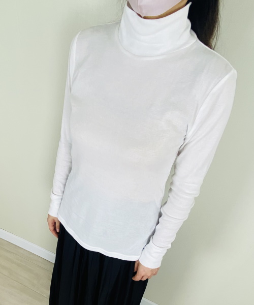 DoCLASSE　ハイツイストニット・ボートネック　4,389円（税込）