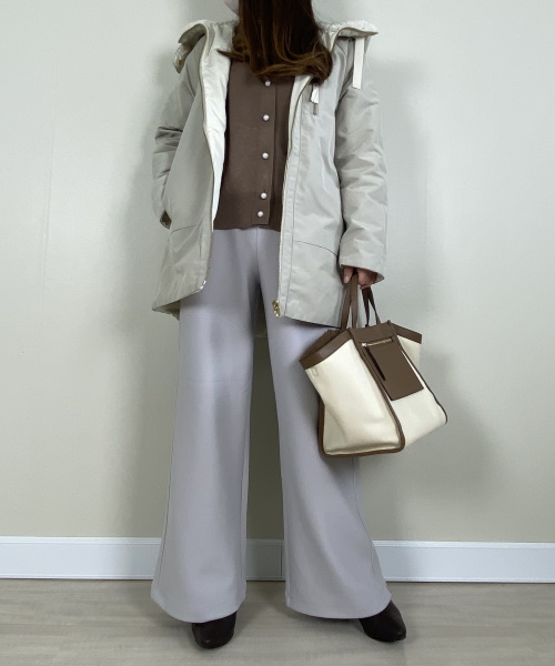 DoCLASSE　マジカルサーモ・ボアフードコート　16,390円（税込）