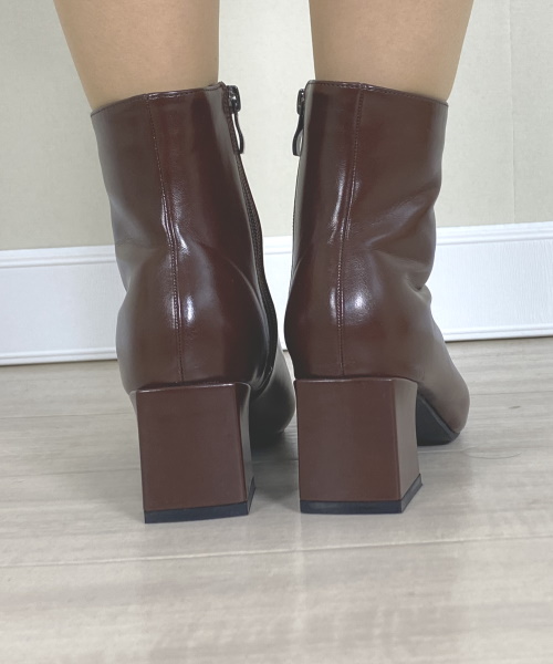 Newlyme スクエアトゥショートブーツ【R】 ¥5,990(税込)