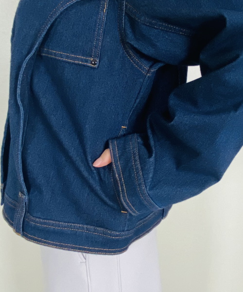 DoCLASSE　ニットdeデニム・デザインジャケット　14,190円（税込）