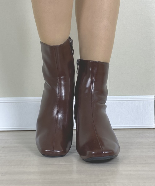 Newlyme スクエアトゥショートブーツ【R】 ¥5,990(税込)