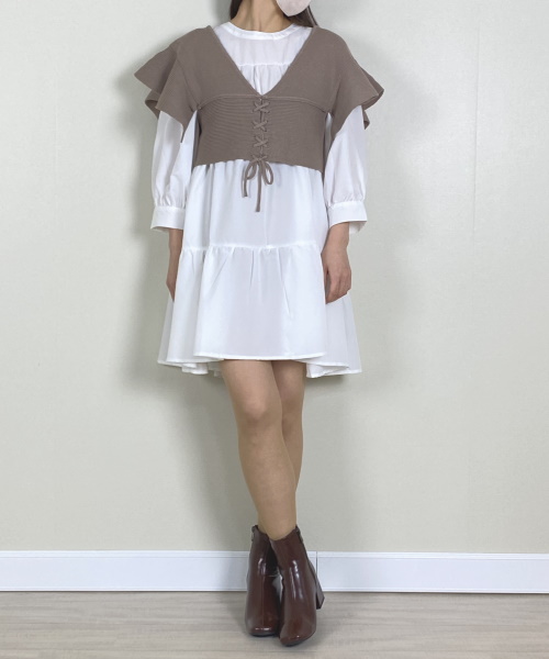 Newlyme 2WAYレースアップフリルビスチェ【ニット】 ¥3,990(税込)