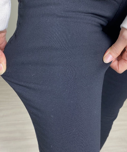 Newlyme 極温!!裏起毛ストレッチスキニーパンツ ¥2,990(税込)