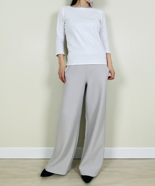 DoCLASSE　ビジューボートネック／7分袖・ドゥクラッセT　5,489円（税込）