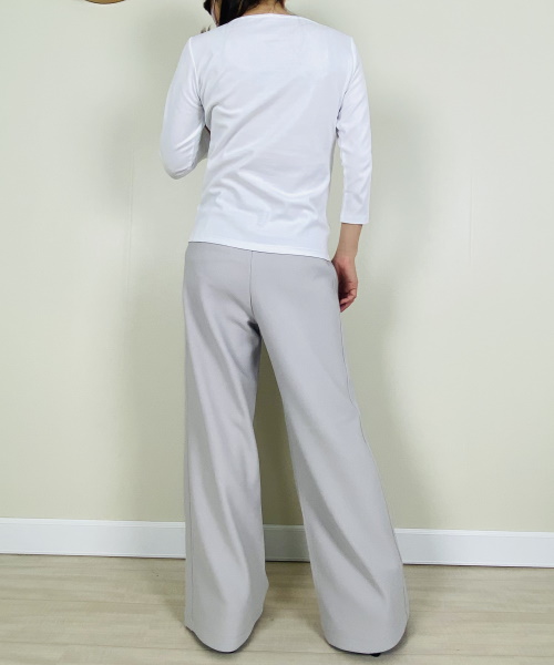 DoCLASSE　ビジューボートネック／7分袖・ドゥクラッセT　5,489円（税込）