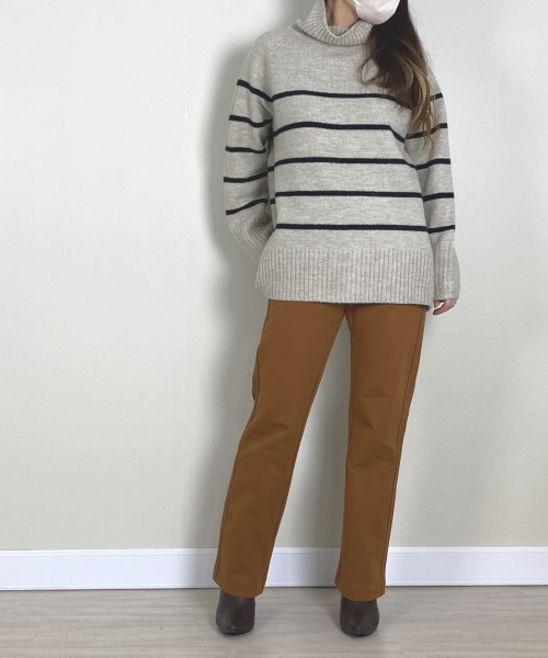 DoCLASSE　ウール混フラッフィー・タートルネック 8,789円（税込）