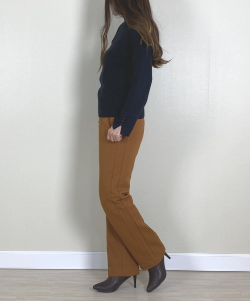 DoCLASSE　プレミアサーモ・サイドラインストレート68cm 5,489円（税込）