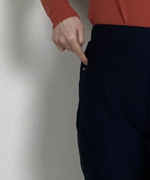 DoCLASSE　楽暖ベロア・スリムパンツ／72cm 5,489円（税込）