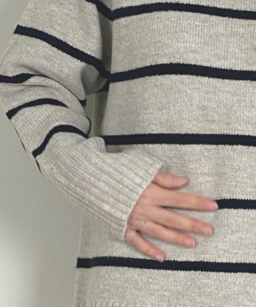 DoCLASSE　ウール混フラッフィー・タートルネック 8,789円（税込）