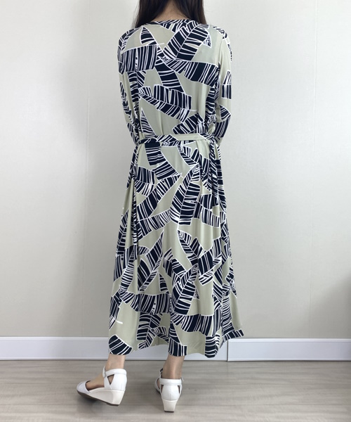 DoCLASSE　トラベルジャージー・ギャザーワンピース 