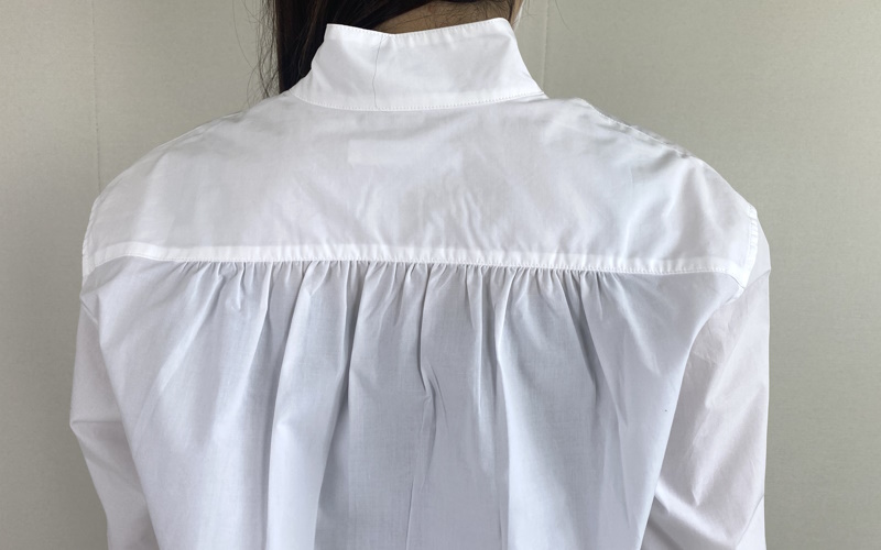 DoCLASSE　高密度コットン・スタンドカラーシャツ 