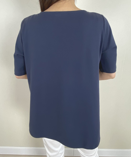 DoCLASSE　ドローコード付ボートネック／5分袖・ドゥクラッセTシャツ　4,389円（税込）