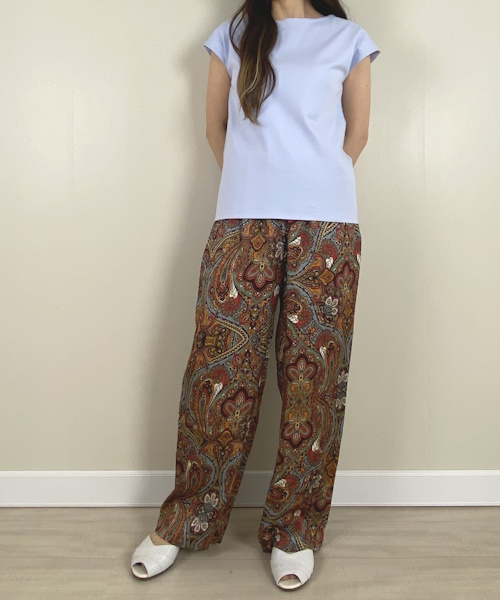 DoCLASSE　ボートネック／フレンチ袖・ドゥクラッセＴシャツ（58cm丈)　3,289円（税込）