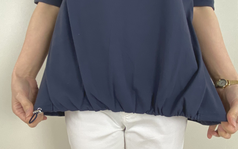 DoCLASSE　ドローコード付ボートネック／5分袖・ドゥクラッセTシャツ　4,389円（税込）