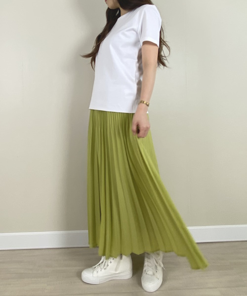 DoCLASSE　Vネック／半袖・ドゥクラッセTファイン　3,289円（税込）