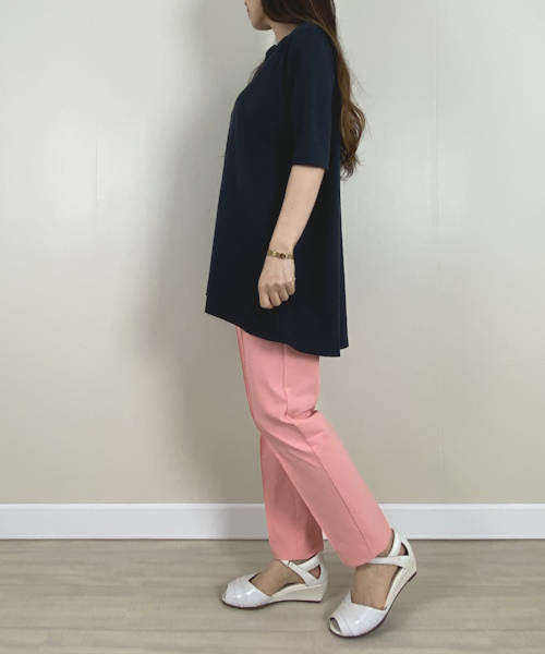 DoCLASSE　スカラップ／ラウンドフレア５分袖・ドゥクラッセTシャツ　5,489円（税込）