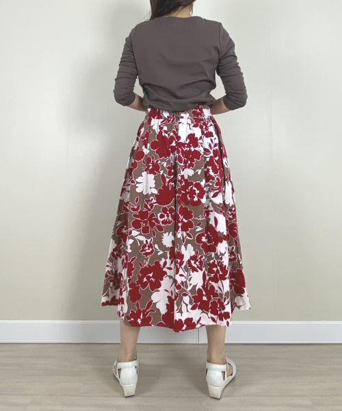 DoCLASSE　ジュエルネック／７分袖・ドゥクラッセTシャツ　3,289円（税込）