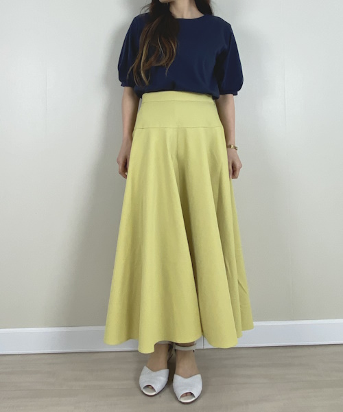 DoCLASSE　クルーネック／パフ半袖・ドゥクラッセTシャツ　4,389円（税込）