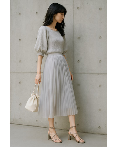 淡い色が似合う人・似合いにくい人の違いとは?似合わせのヒントと実践コーデ